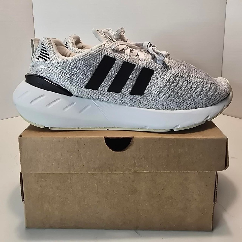 Adidas Swift Run 22 GV7969 Running Shoes Women's - 8.5 US